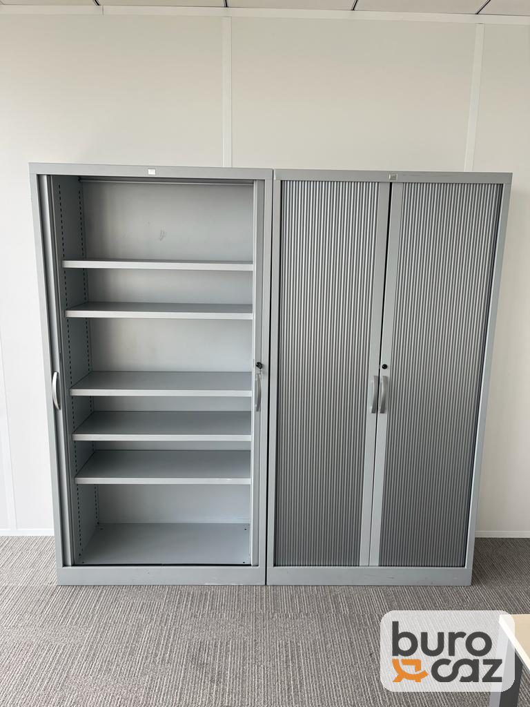 Grande armoire métallique à rideaux grise — photo 4