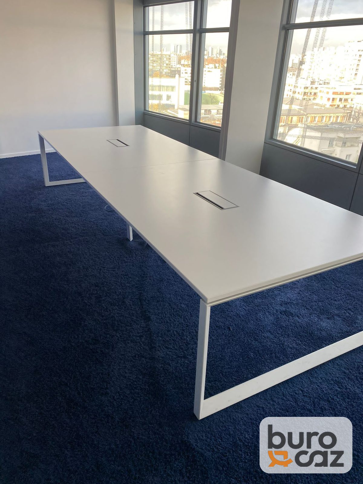 Grande table de réunion blanche piètement cadre — photo 4