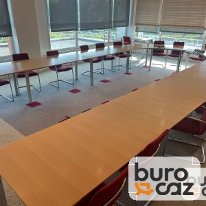 Grande table de réunion modulable en U finition hêtre