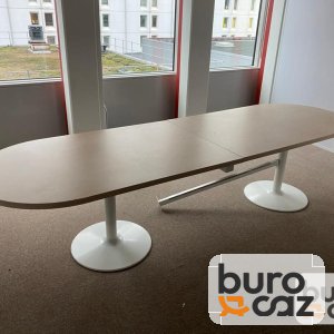 Grande table de réunion ovale chêne clair double pied tulipe blanc