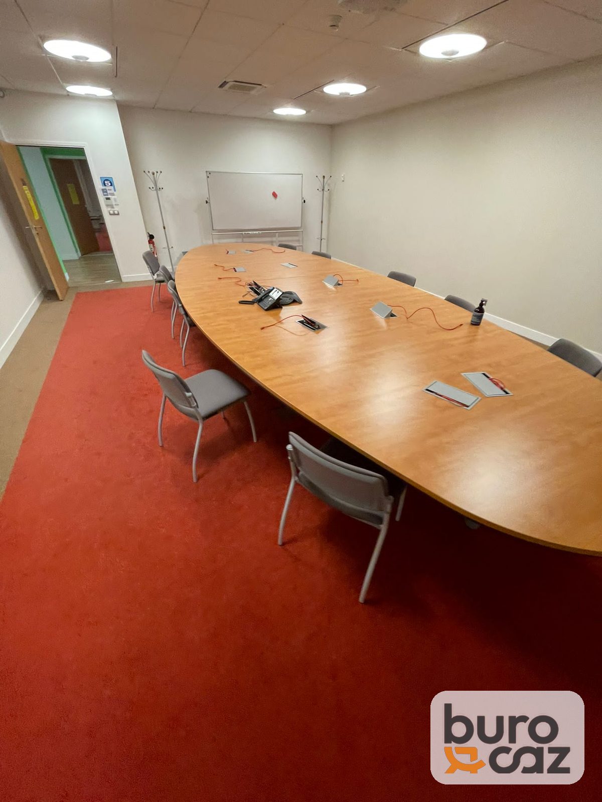 Grande table de réunion ovale merisier — photo 2