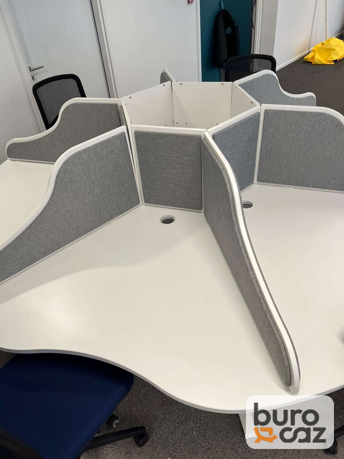 Poste de travail en étoile 6 personnes blanc avec séparateurs — photo 5
