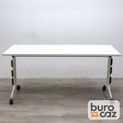 Table basculante blanche sur roulettes