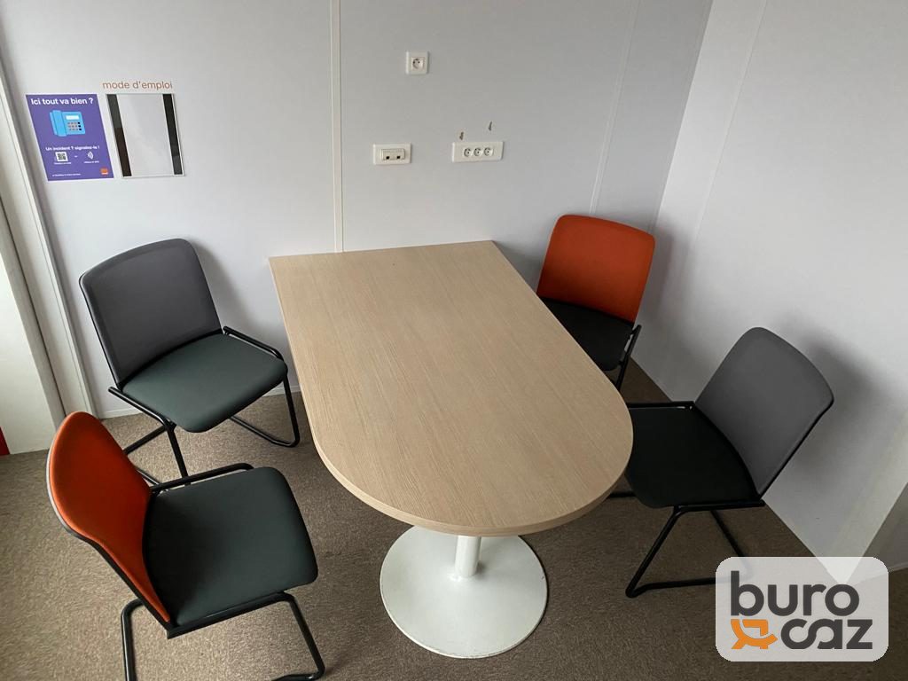 Table de réunion demi-ronde chêne clair pied tulipe blanc — photo 4