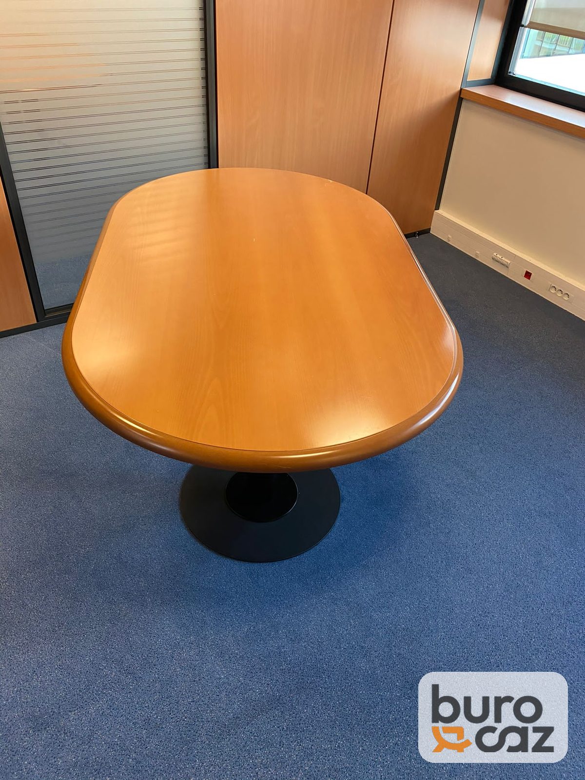 Table de réunion forme oblongue hêtre pied central noir — photo 4