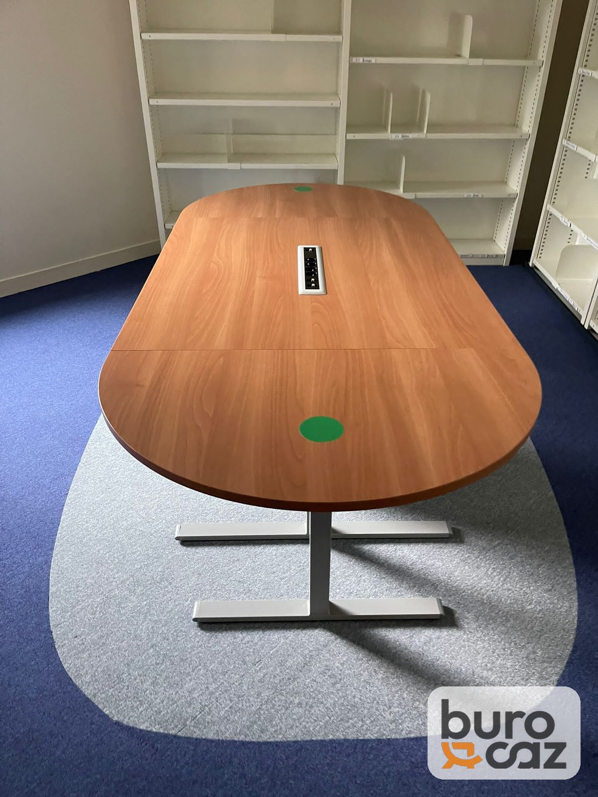 Table de réunion merisier bouts arrondis – piètement en T