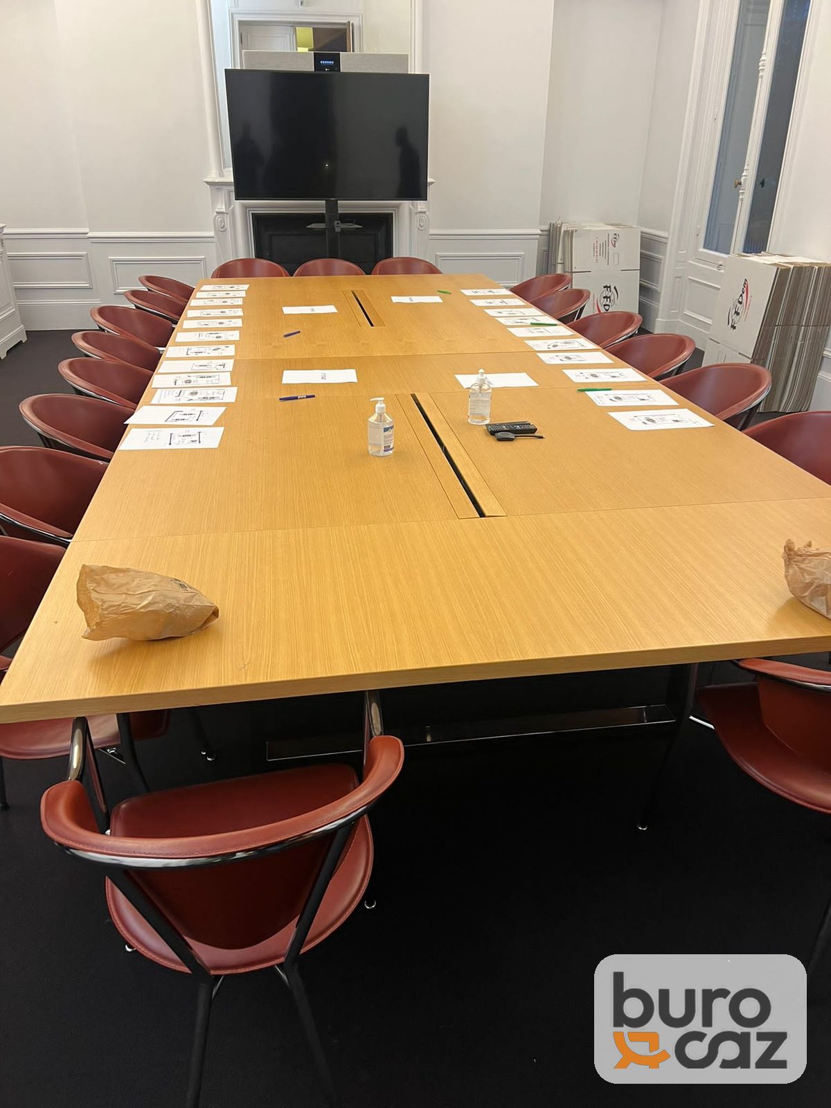Table de réunion modulable chêne 20 personnes — photo 2