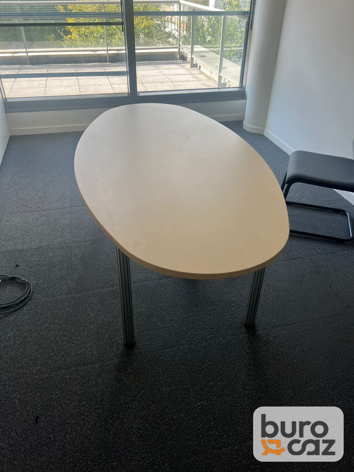 Table de réunion ovale érable clair 4 pieds