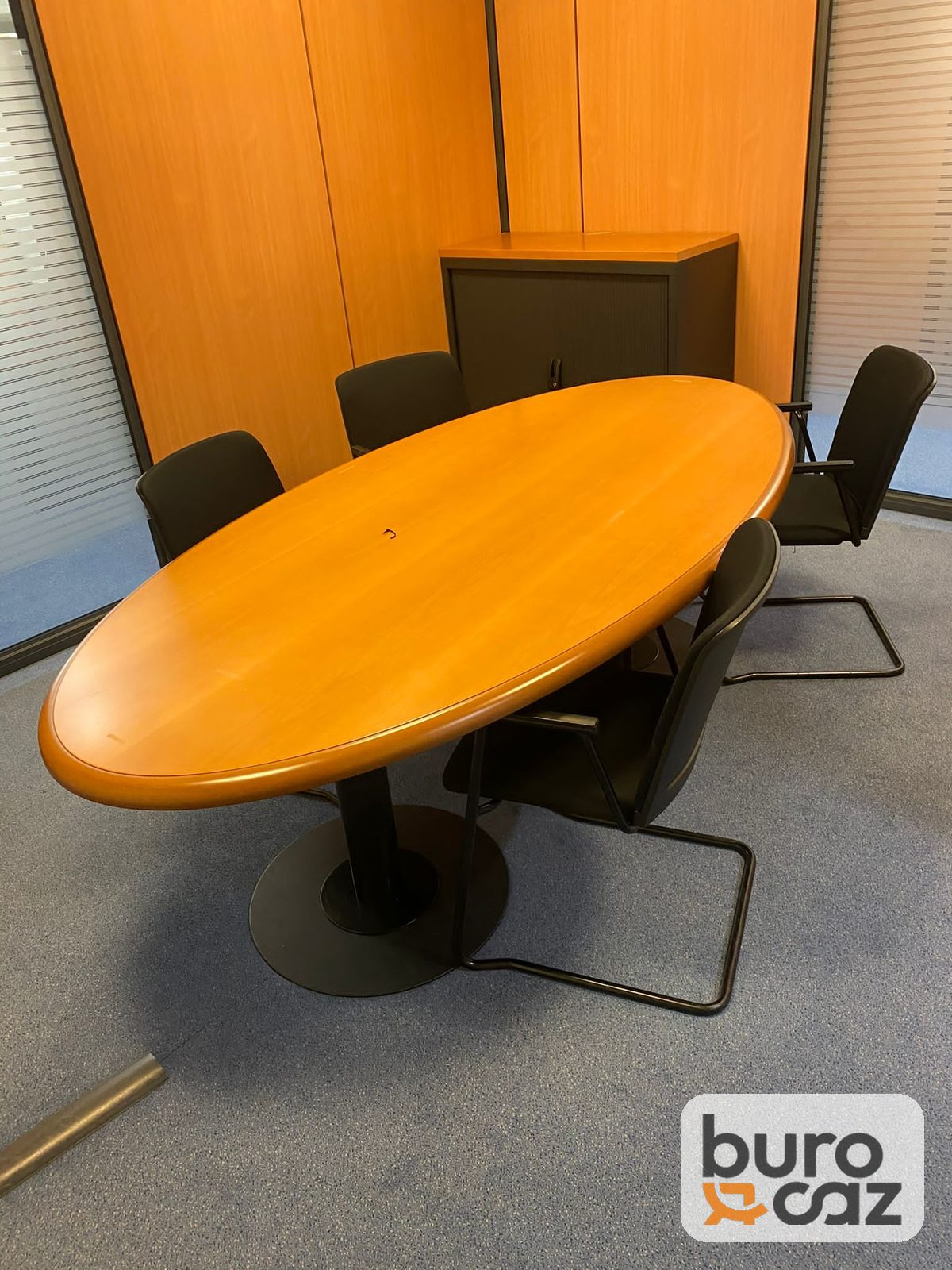 Table de réunion ovale hêtre pied central noir — photo 3