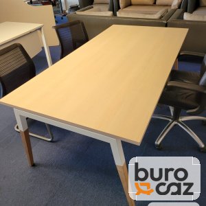 Table de réunion plateau hêtre – piètement blanc embouts bois