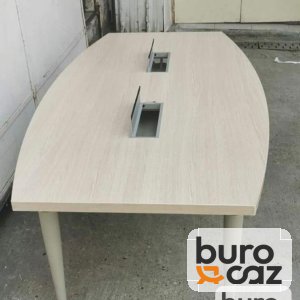Table de réunion tonneau chêne blanchi avec 2 trappes