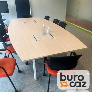 Table de réunion tonneau chêne clair pieds blancs