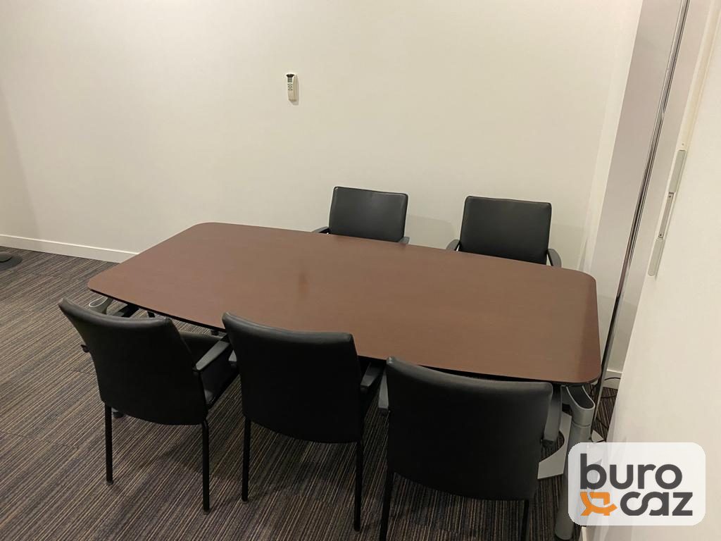 Table de réunion tonneau finition wengé piétement gris — photo 3