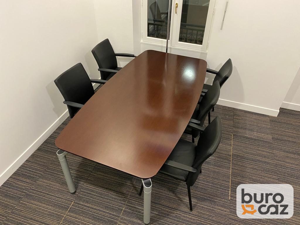 Table de réunion tonneau finition wengé piétement gris — photo 4