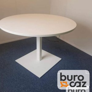 Table ronde blanche pied central embase carrée