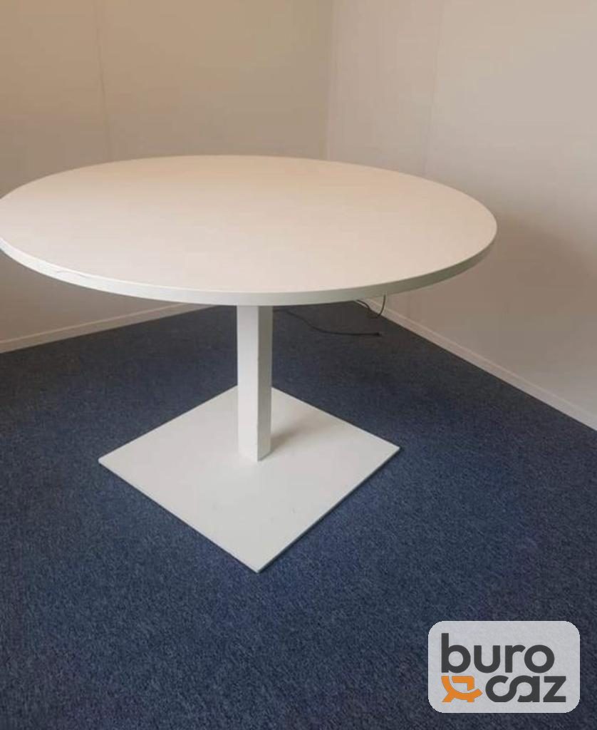 Table ronde blanche pied central embase carrée