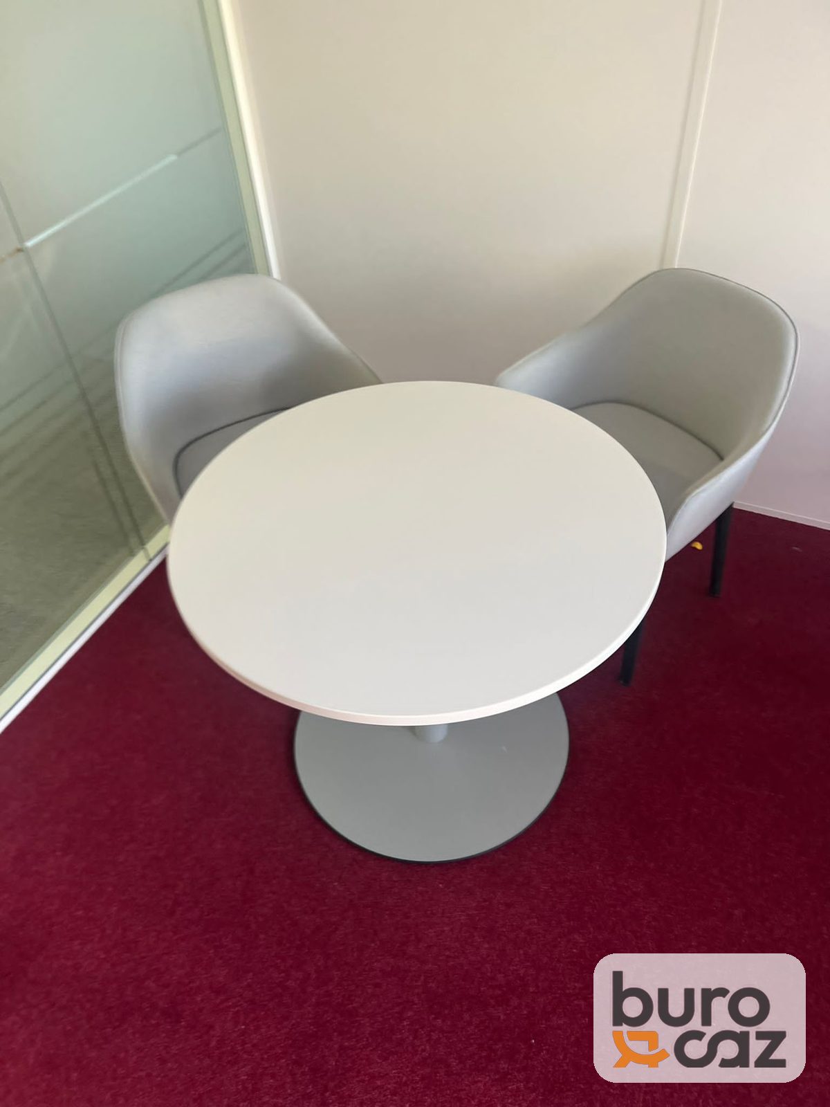 Table ronde blanche pied central gris — photo 2