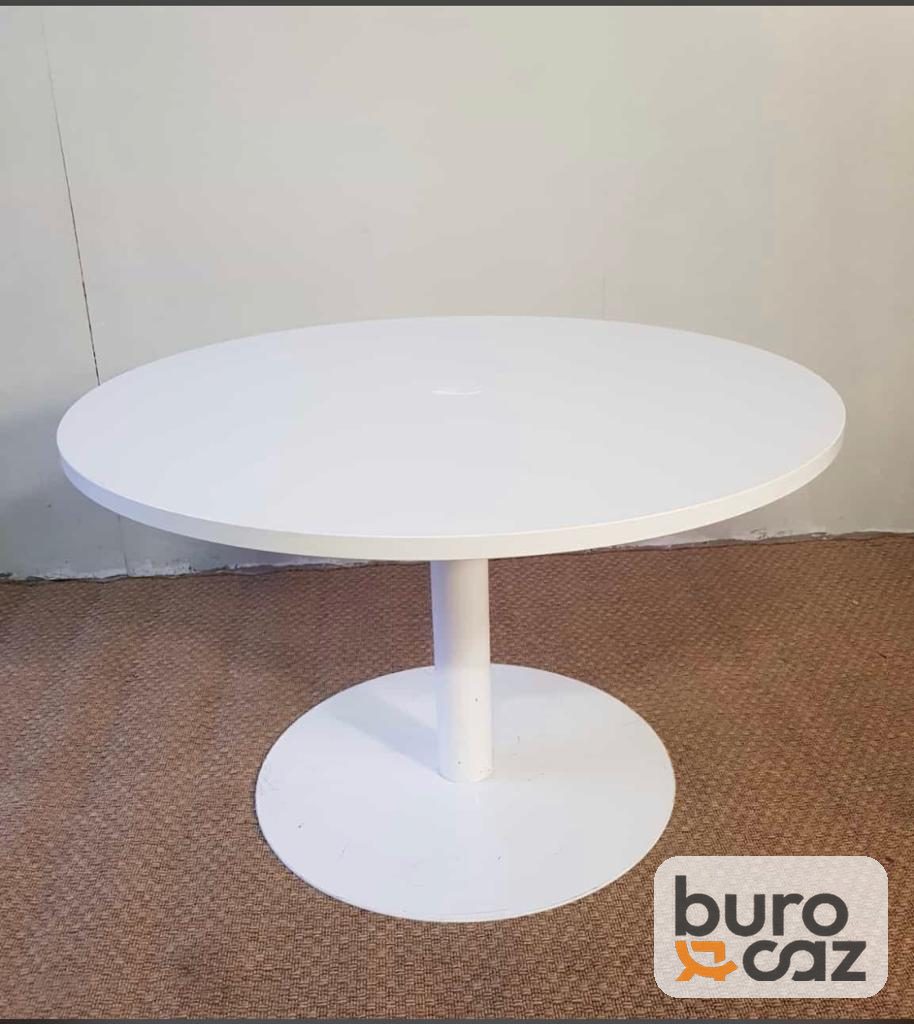 Table ronde blanche pied tulipe blanc — photo 2