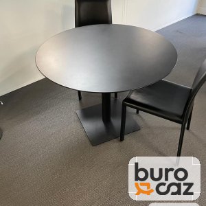 Table ronde plateau noir pied central