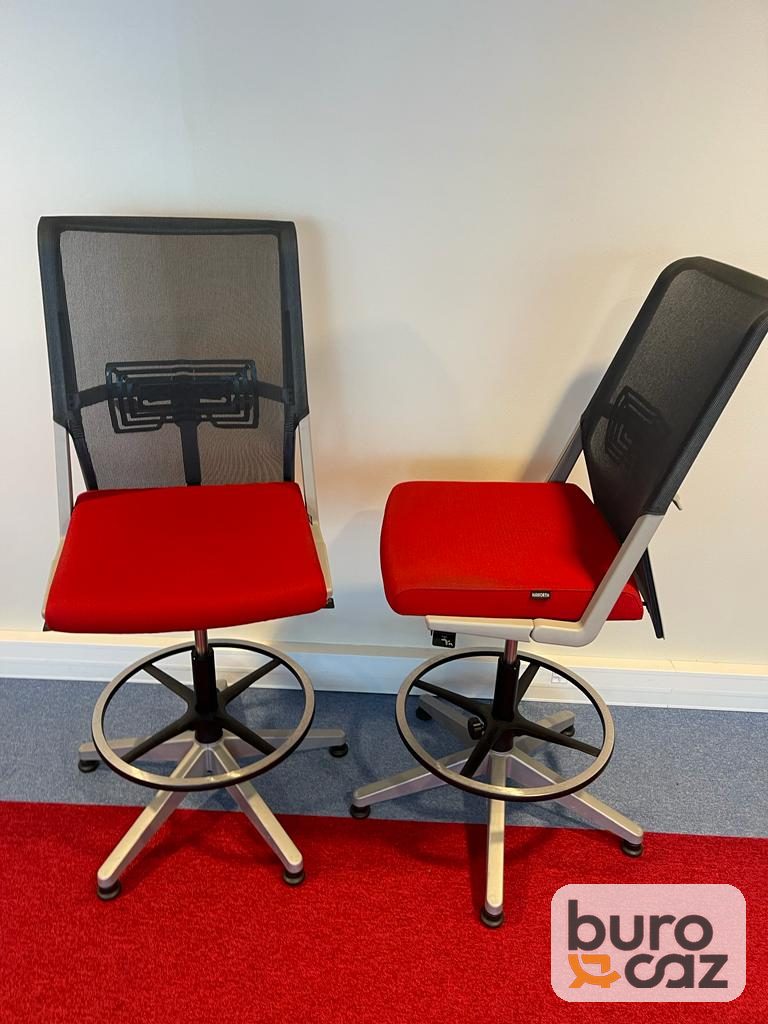 Tabouret haut ergonomique Haworth résille assise rouge — photo 4