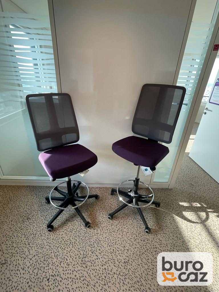 Tabouret haut ergonomique Majencia résille et assise violette