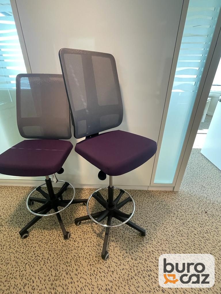 Tabouret haut ergonomique Majencia résille et assise violette — photo 6