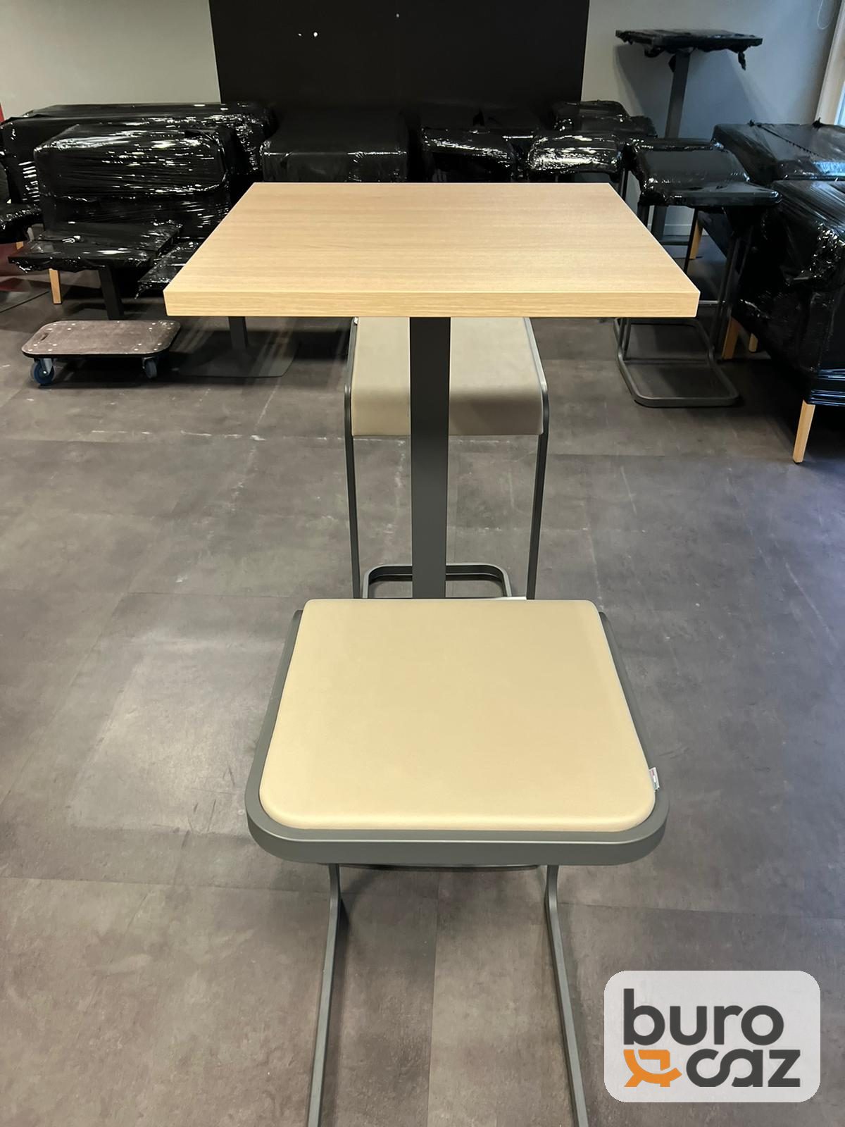 Tabouret haut luge assise beige